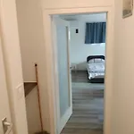 Balassa House Apartman *