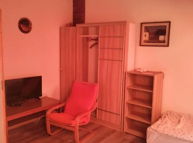 Balassa House Apartment *
